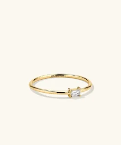 Rings<Mejuri Baguette Diamond Stacker Ring