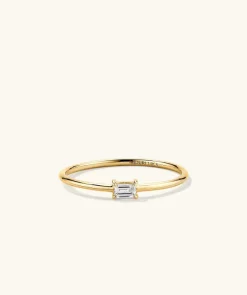 Rings<Mejuri Baguette Diamond Stacker Ring