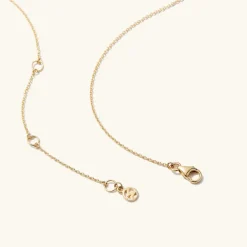 Necklaces<Mejuri Baguette Emerald Bar Necklace