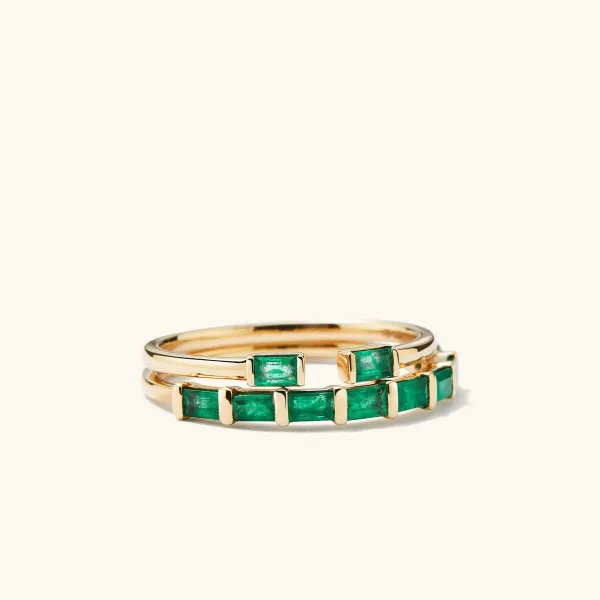 Rings<Mejuri Baguette Emerald Half Eternity Band