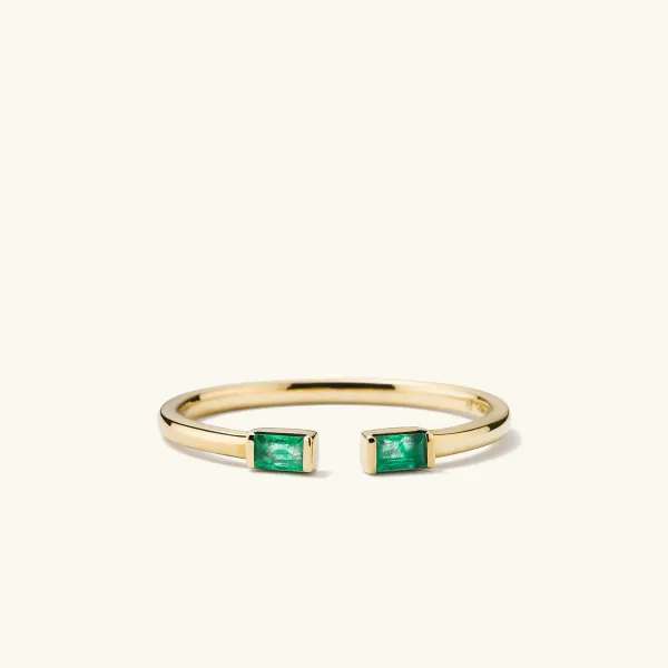 Rings<Mejuri Baguette Emerald Open Ring