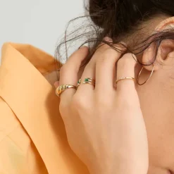 Rings<Mejuri Baguette Emerald Open Ring