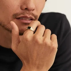 Rings<Mejuri Black Onyx Square Signet Ring