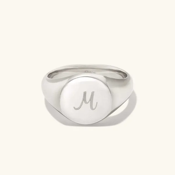 Rings<Mejuri Bold Round Signet Ring