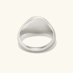 Rings<Mejuri Bold Round Signet Ring