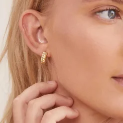 Earrings<Mejuri Charlotte Hoops