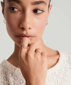 Rings<Mejuri Diamond Coil Ring