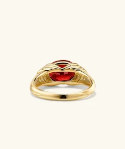 Rings<Mejuri Heirloom Ring