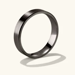 Rings<Mejuri 4Mm Smooth Band