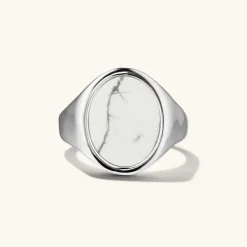 Rings<Mejuri Oval Gemstone Signet Ring