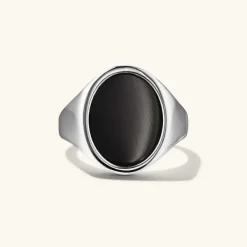 Rings<Mejuri Oval Gemstone Signet Ring