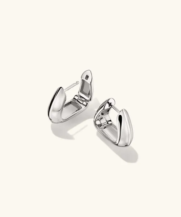 Earrings<Mejuri Patra Medium Hoops