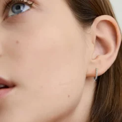 Earrings<Mejuri Pav Diamond Huggie Hoops