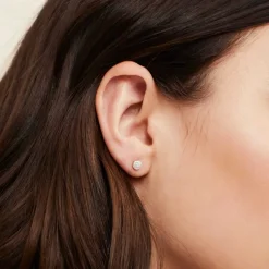 Earrings<Mejuri Pav Diamond Round Studs