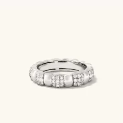 Rings<Mejuri Pav Diamond Soft Charlotte Ring