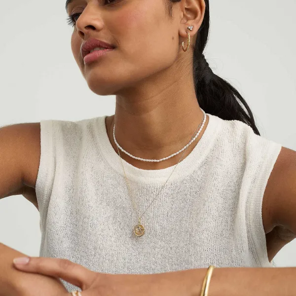 Necklaces<Mejuri Strength: Rose Coin Charm Pendant