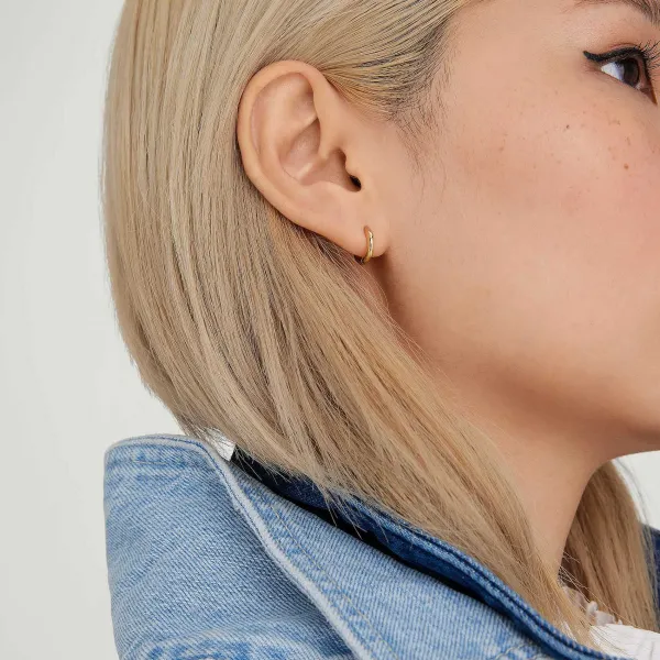 Earrings<Mejuri Tube Huggie Hoops