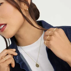 Necklaces<Mejuri Zodiac Pendant Necklace